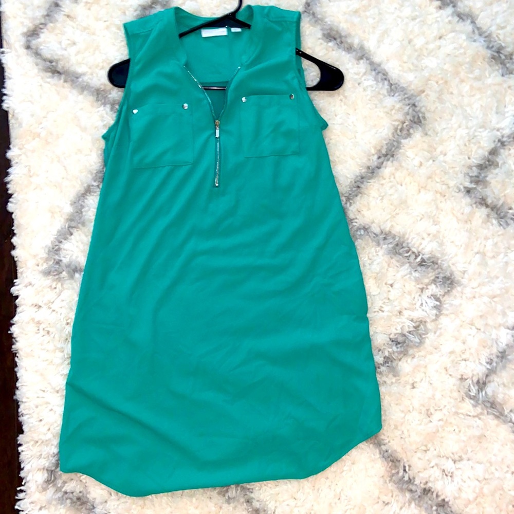 Casual Summer dress! Has pockets